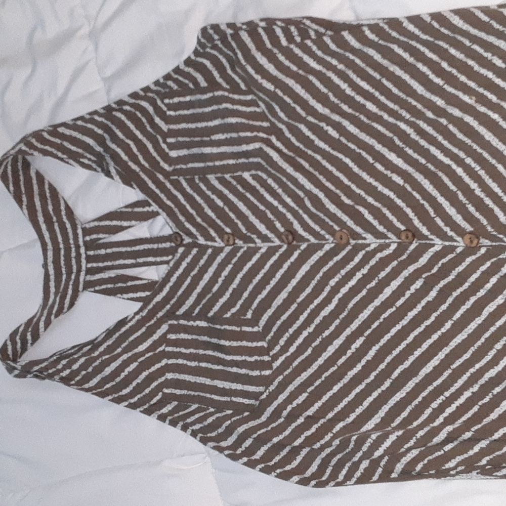 100% Rayon Striped Shorts Romper by Mine Sz Lrg Green Off White